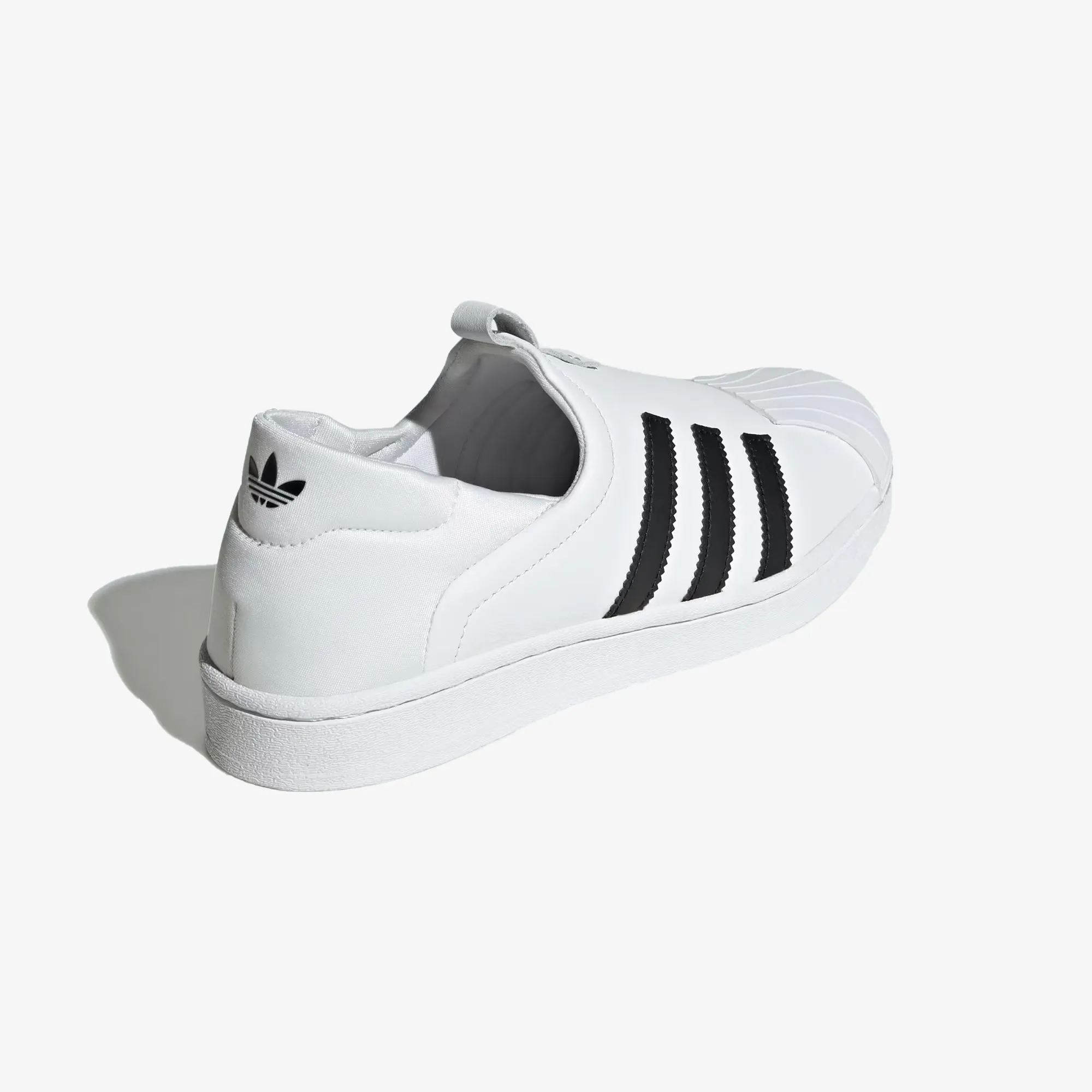 Adidas Originals | WMN'S SUPERSTAR SLIP-ON  { CLOUD WHITE/CORE BALCK/WHITE