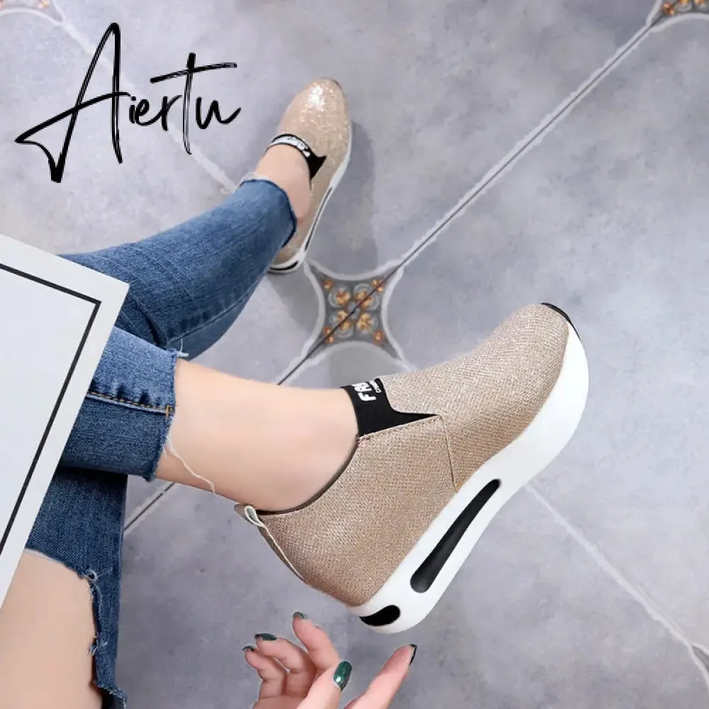 Aiertu platform shoes Flat Shoes women Slip On Casual Platform Shoes women winter women's casual shoes leather shoes slip on sneakers