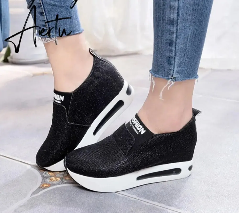Aiertu platform shoes Flat Shoes women Slip On Casual Platform Shoes women winter women's casual shoes leather shoes slip on sneakers