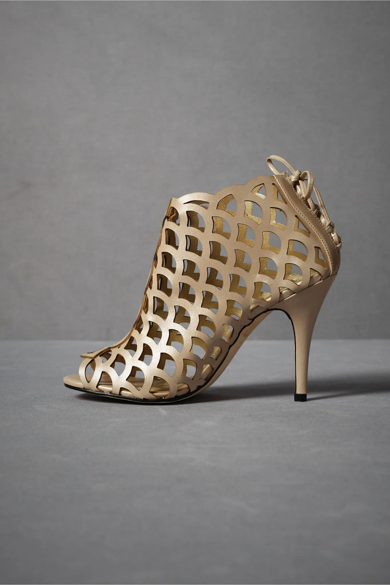 Chain-link Heels