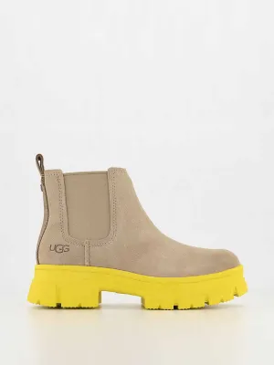 Chelsea boots