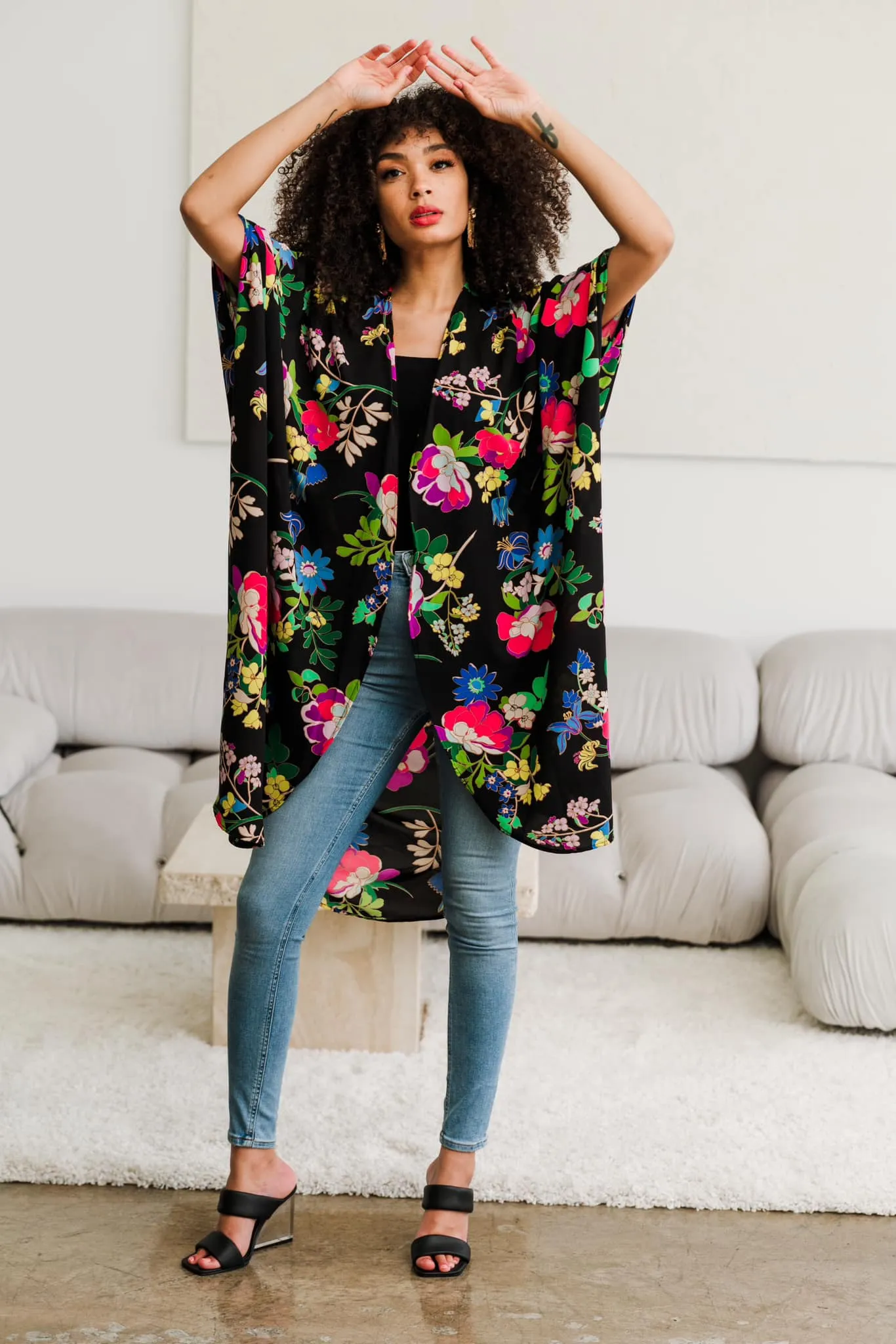 Coloratura Cape "Flower District"