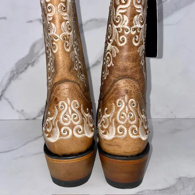 Country Cowgirl Snip Toe Rock'em Boots, Size 7