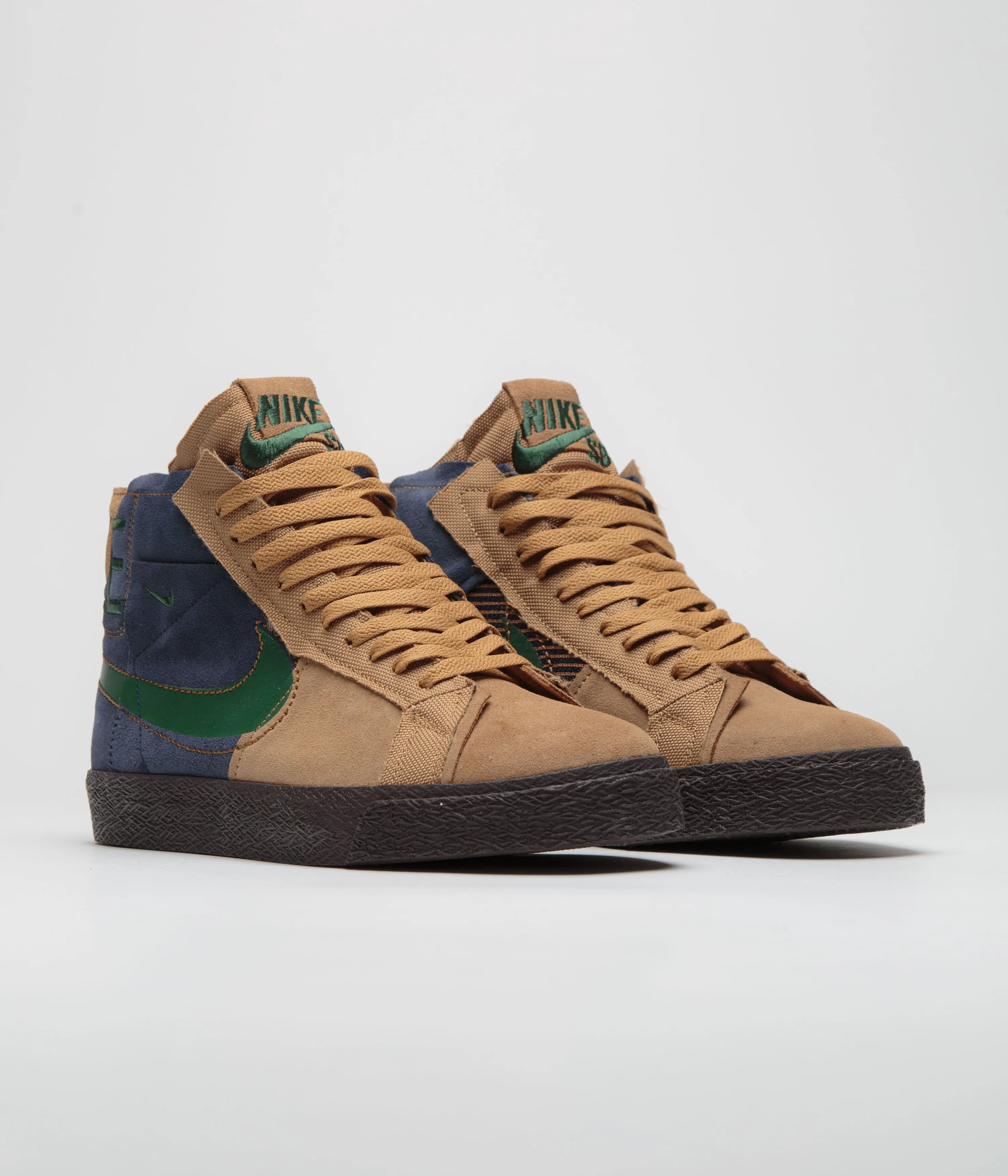 Nike SB Blazer Mid Premium Shoes - Legend Dark Brown / Fir - Obsidian