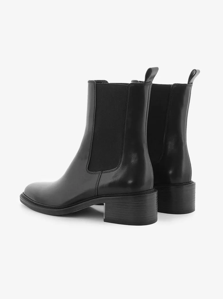 Savoy black