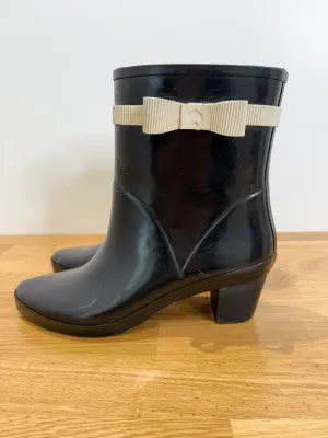 Short Heeled Rain Boots with Bows