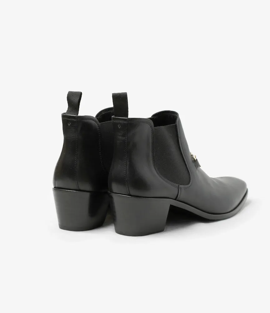 Tassel Bit Heeled Chelsea Boot – Black Leather