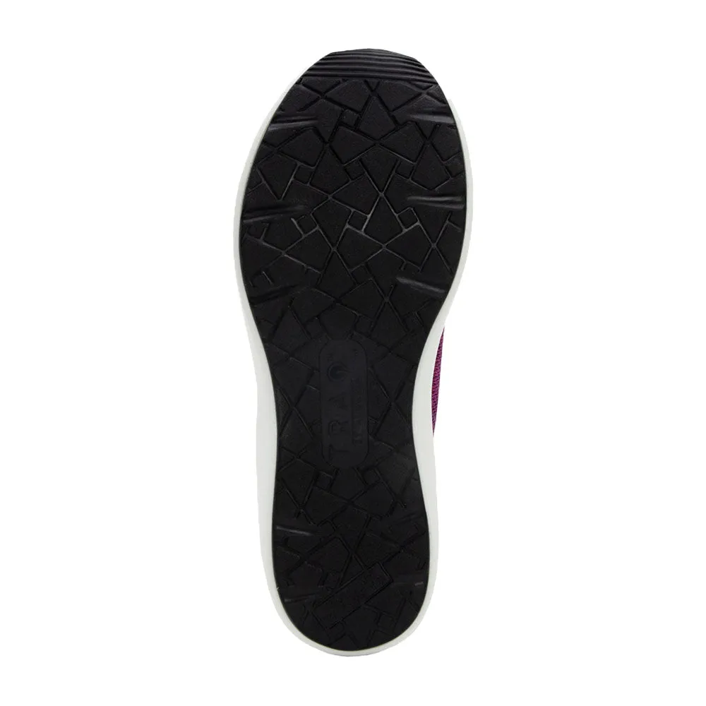 Traq® By Alegria Qest Multiplex Magenta Sneaker (Women's)