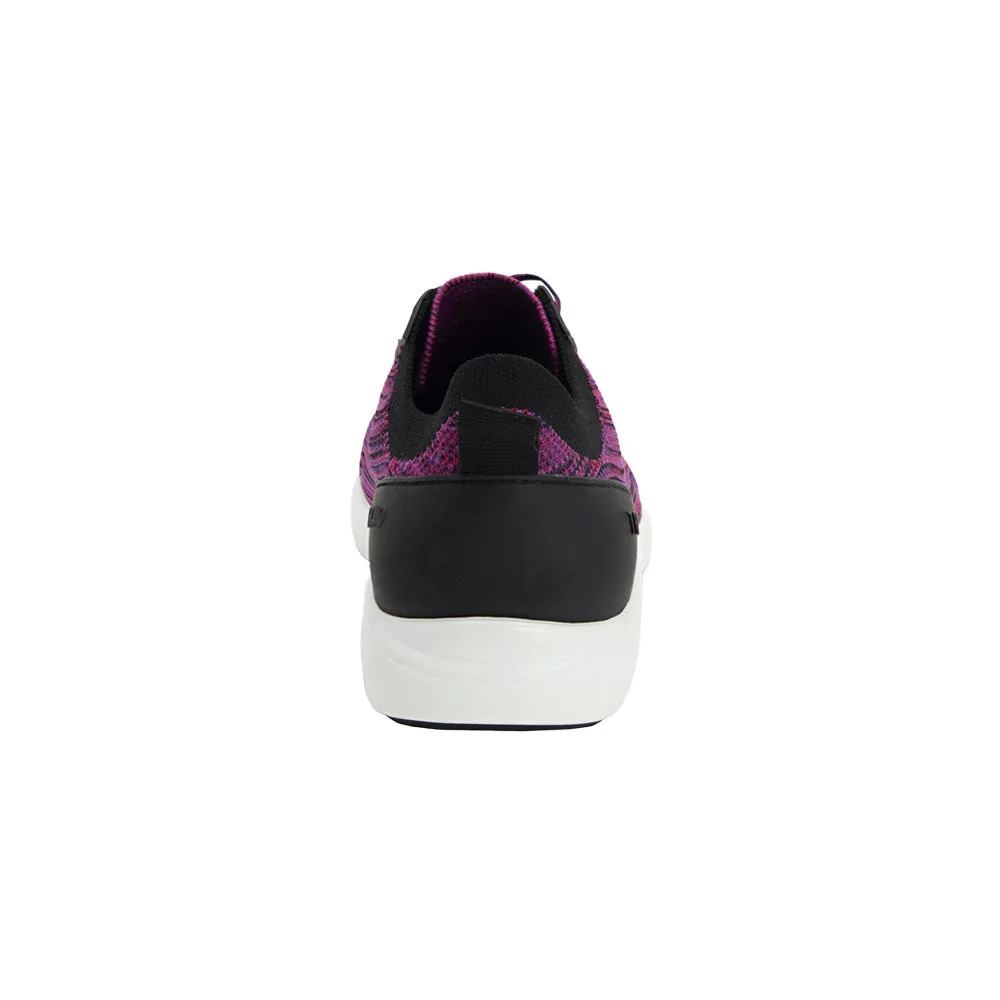 Traq® By Alegria Qest Multiplex Magenta Sneaker (Women's)