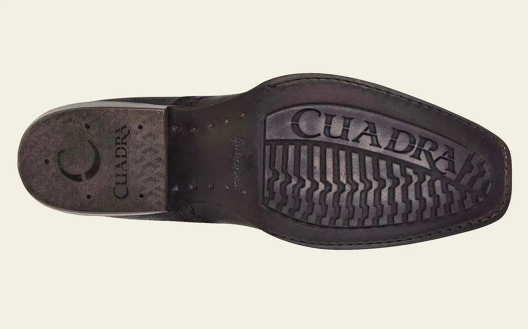 Urban engraved brown boot